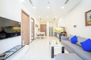 Basic Apartment, 1 Bedroom, City View