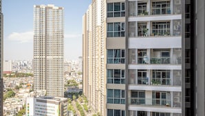 View from room - Luxury Riverside Landmark 81 Vinhomes (Ho Chi Minh City)