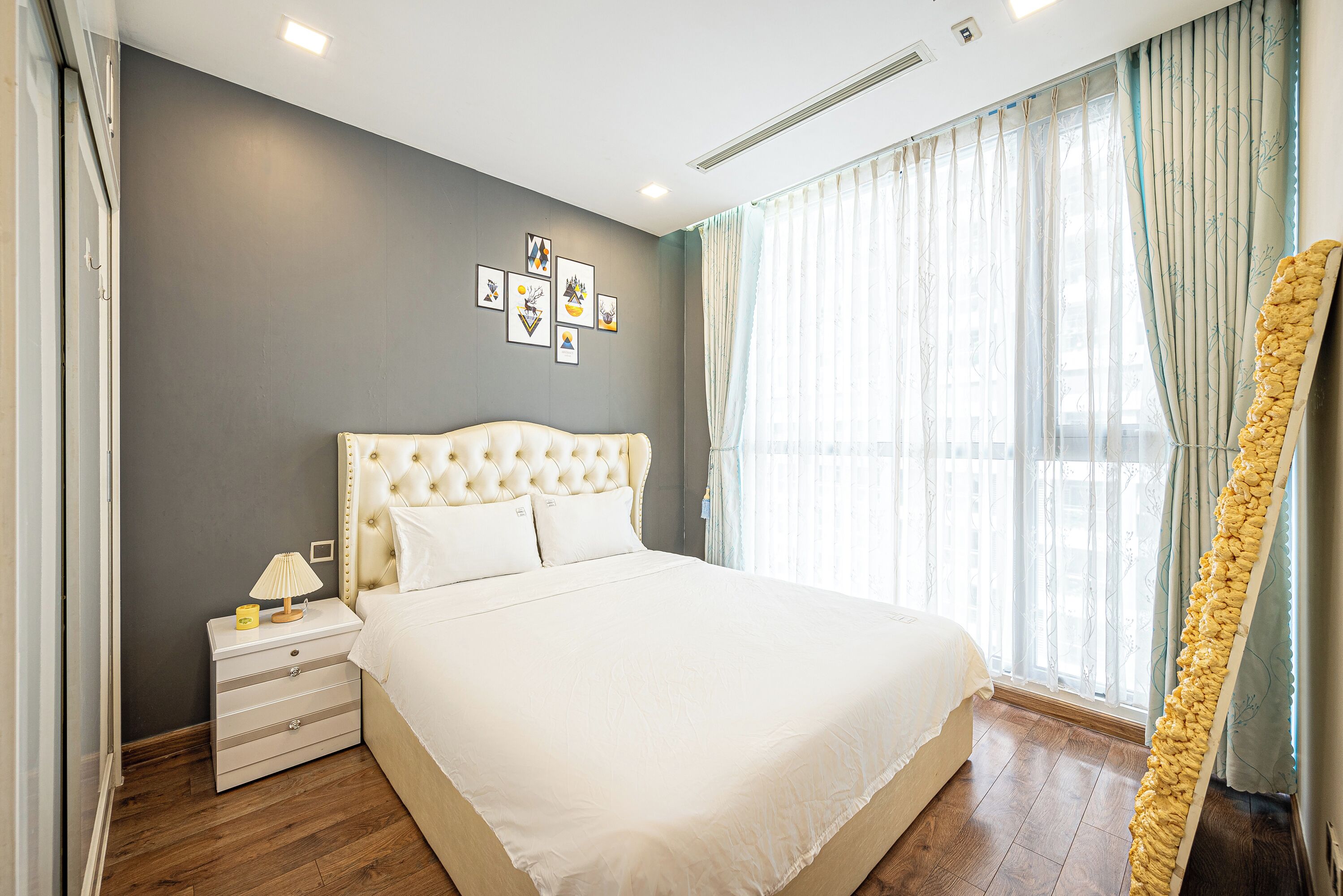 Basic Apartment, 2 Bedrooms, City View | Desk, free WiFi