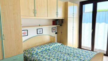 Apartment, 1 Bedroom, Balcony, Pool View | 2 bedrooms