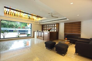 Mặt tiền nơi lưu trú