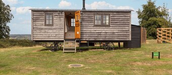 Quercus & Redwood - Sleeps 4