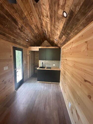 Cozy Secluded Tiny Home with Wood-Burning Hot Tub and Private Deck