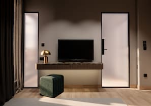 Acropolis Senior Suite with Hot Tub | Living area
