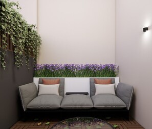 Cozy Room with Balcony | Terrace/patio