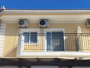 Exterior detail - Manuela's Holiday Apartment in Skala (Karpenisi)