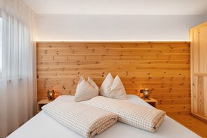 1 多间卧室、WiFi