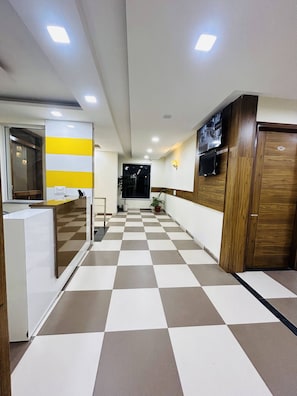 Comfort Double Room, City View | Desk, free WiFi, wheelchair access