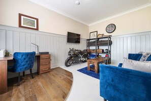 House | 4 bedrooms, Internet - Host Stay Hillhampton Stables (Worcester)