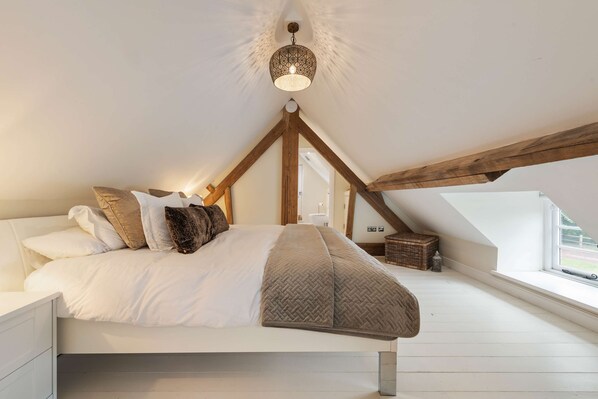 House | 4 bedrooms, Internet - Host Stay Hillhampton Stables (Worcester)