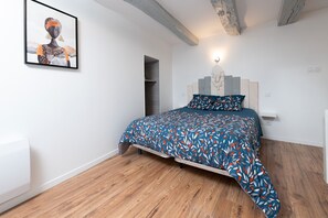 2 多间卧室、WiFi、床单