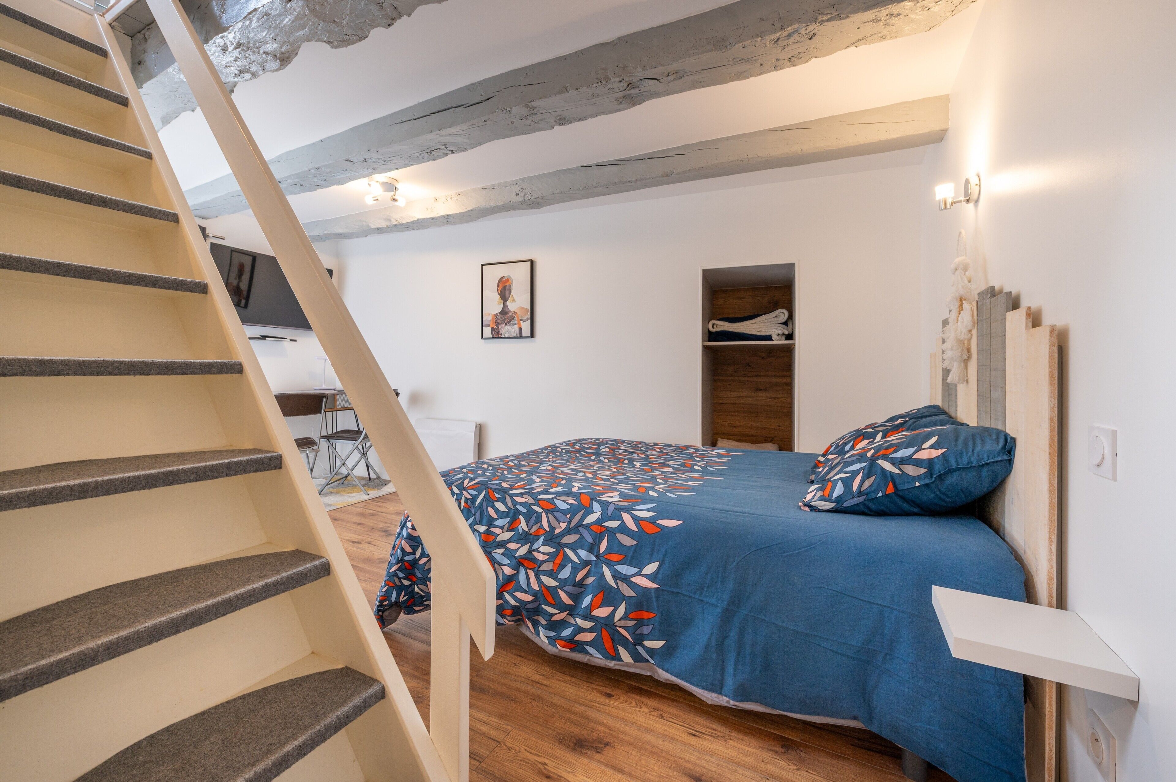 2 bedrooms, WiFi, bed sheets