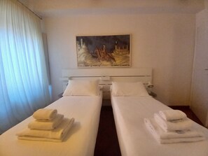 2 عدّة غرف نوم