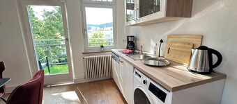 Exclusive city studio with 3 bedrooms in art nouveau villa & Hercules view for 8 guests