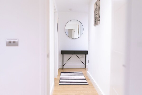 Interior - Birmingham City Centre Apartment- Sleeps4-freep (Birmingham)