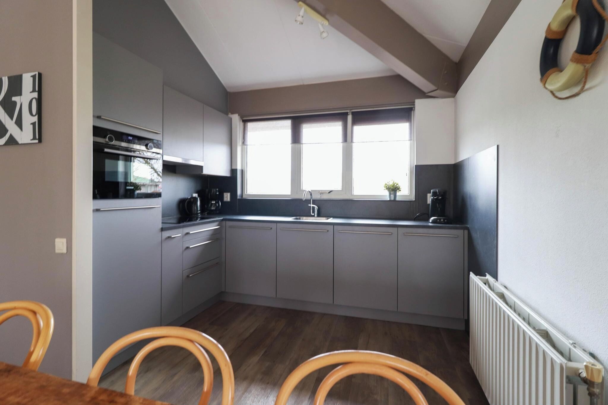 Fridge, microwave, dishwasher, coffee/tea maker