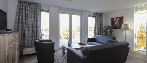 Smart TV, DVD player