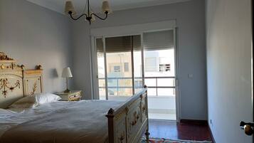 2 Schlafzimmer, Bügeleisen/Bügelbrett, WLAN, Bettwäsche