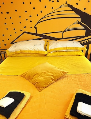 Comfort Double Room | Blackout drapes, soundproofing, free WiFi - LH 51 Neapolitan Rooms (Naples)