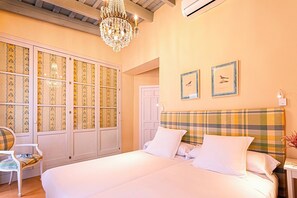บ้านพัก (4 Bedrooms) | 4 ห้องนอน, เตารีด/โต๊ะรีดผ้า, เปล/เตียงเด็กอ่อน (ฟรี), Wi-Fi ฟรี