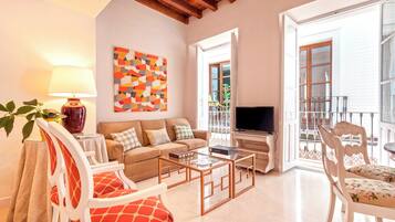 Huis (4 Bedrooms) | Woonruimte