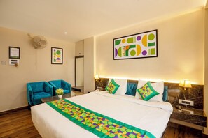 Standard Double Room | Iron/ironing board