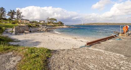 Tigh an Bheachaire Carraroe
