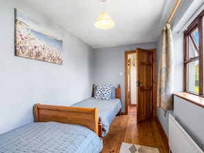 2 habitaciones, tabla de planchar con plancha y wifi gratis