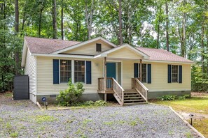 Exterior - Nicely Updated Three Bedroom Home in Ocean Pines (Ocean Pines)