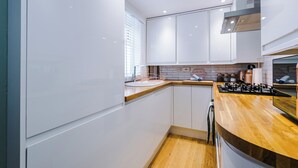 House | Private kitchen - 68 Walter Street (Chester)
