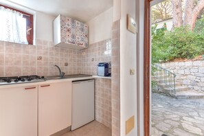 Fridge, oven, stovetop, high chair