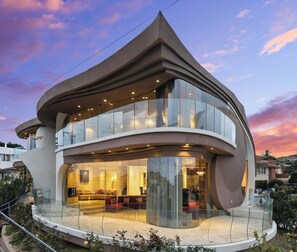 Exterior - The Wave House | Custom Gem w/ Panoramic Views, Fire Pit, BBQ, Pool Table & Wraparound Balconies (San Diego)