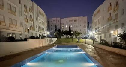 Chic, Calm & Cozy Apart. Free Parking available secured residence mins frm beach