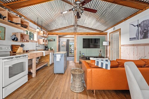 Hollmig Cabin - Private Hot Tub