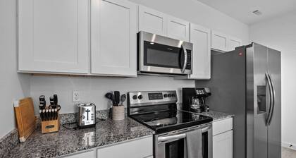 Boardwalk Chic Modern Centerton Retreat 2-Bed/2Bath