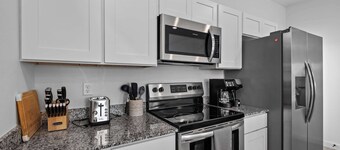 Boardwalk Chic Modern Centerton Retreat 2-Bed/2Bath