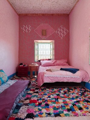 3 bedrooms, free WiFi - Peaceful Countryside Home in Rose Valley, Steps from Mgouna Castle (TINGHIR)