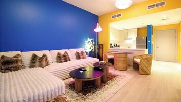 Apartment, Seeblick | Wohnbereich