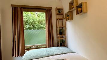 1 Schlafzimmer, Bügeleisen/Bügelbrett