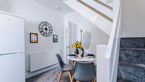 House, Patio | In-room dining - 70 Walter Street (Chester)