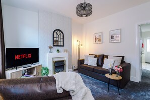 House, Patio | Living area