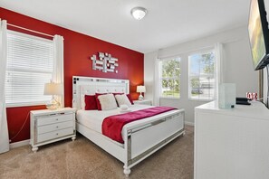 6 bedrooms, iron/ironing board, WiFi, bed sheets