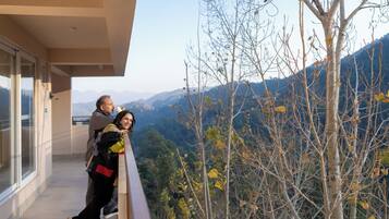 Quang cảnh ban công