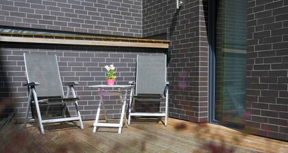 ART City-Studio 12 Kassel Fulda-Ufer, 3 SZ, Terrasse, Balkon, bis zu 8 Personen