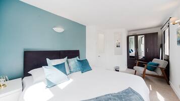 3 chambres, fer et planche Ă repasser, Wi-Fi gratuit, draps fournis