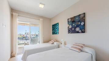 2 Schlafzimmer, Bügeleisen/Bügelbrett, WLAN, Bettwäsche