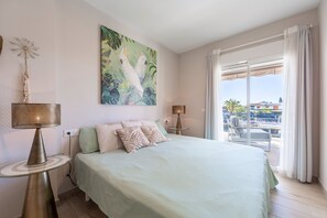 2 chambres, fer et planche à repasser, Wi-Fi, literie fournie