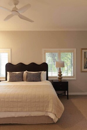 5 Schlafzimmer, Bügeleisen/Bügelbrett, WLAN, Bettwäsche