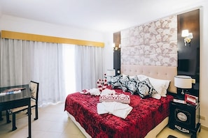 1 bedroom, iron/ironing board, free WiFi