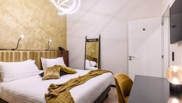 1 slaapkamer, een strijkplank/strijkijzer, gratis wifi, beddengoed